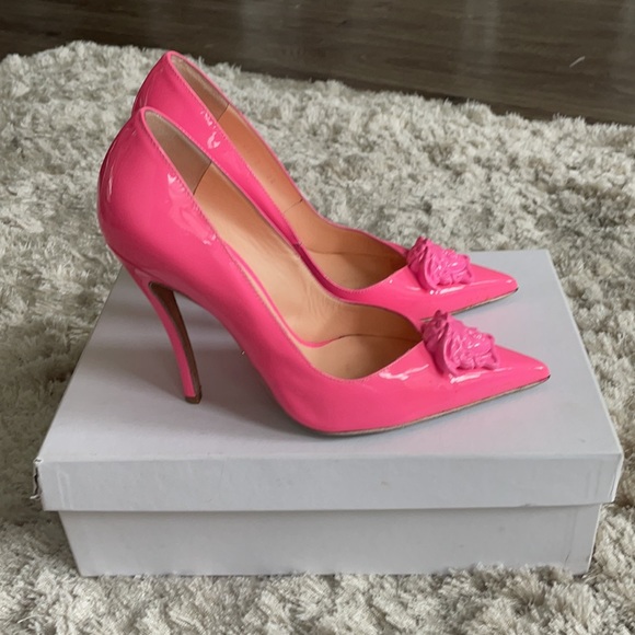 Versace Neon Pink Pump - Picture 4 of 11
